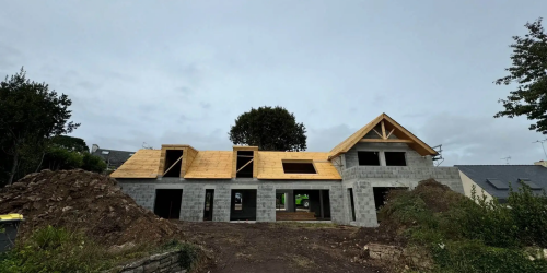 Octobre 2024 : pose d'une charpente