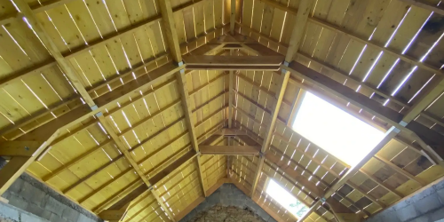 Juin 2025 : pose d'une charpente