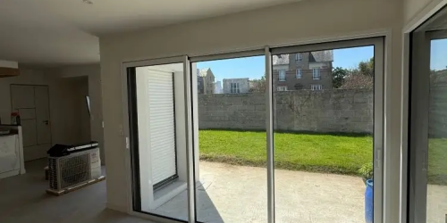 Mai 2025 : pose de menuiseries extérieures